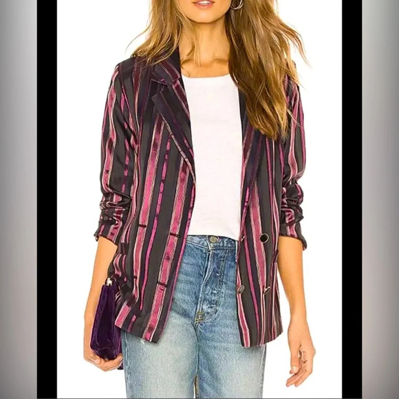 x REVOLVE Kitty Jacket in Purple & Noir Stripe
House of Harlow 1960 - Picture 1 of 16